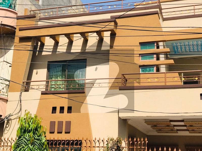 10 Marla Beautiful Double Story House Urgent For Sale In Sabzazar