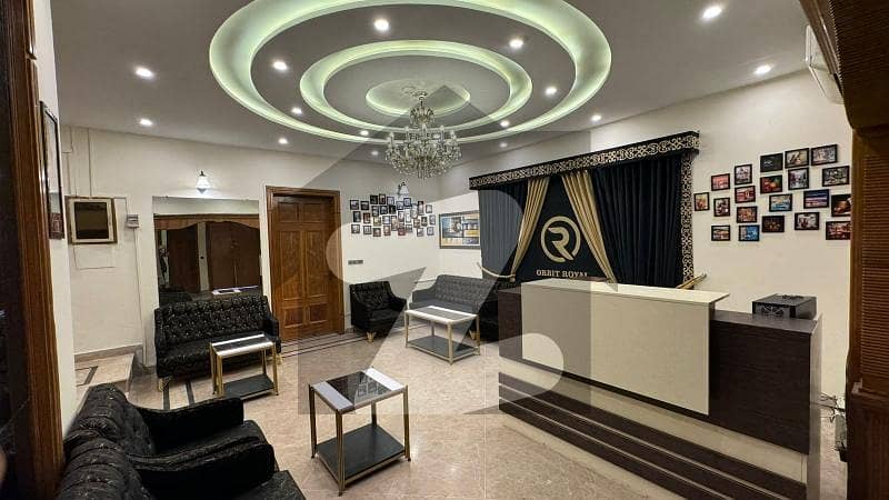ایف ۔ 8 اسلام آباد میں 6 کمروں کا 1 کنال مکان 25.0 کروڑ میں برائے فروخت۔