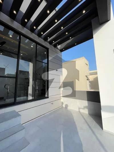 5 Marla corner used house available for sale in Bahria Town Phase 8