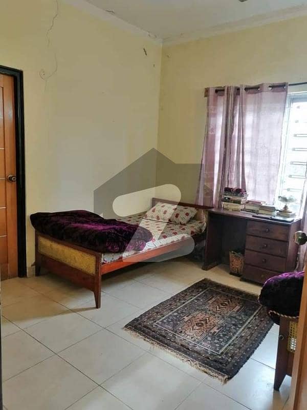 بحریہ ٹاؤن فیز 8 بحریہ ٹاؤن راولپنڈی,راولپنڈی میں 2 کمروں کا 5 مرلہ مکان 1.15 کروڑ میں برائے فروخت۔