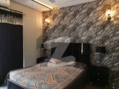 بحریہ آرچرڈ لاہور میں 4 کمروں کا 8 مرلہ مکان 2.4 کروڑ میں برائے فروخت۔