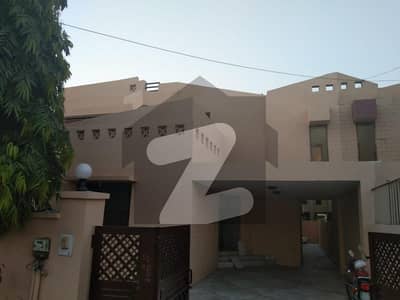 One Kanal 5 Bed House In Falcon Complex For Sale