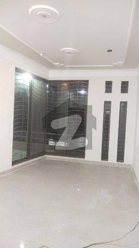 فیصل ٹاؤن ۔ بلاک سی فیصل ٹاؤن,لاہور میں 4 کمروں کا 7 مرلہ مکان 3.25 کروڑ میں برائے فروخت۔