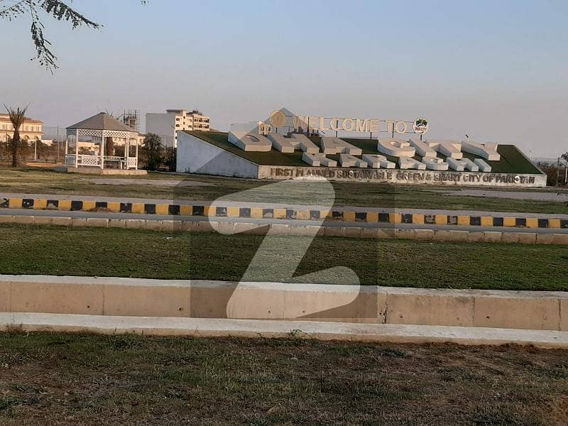 SECTOR 13D 500SQ YARDS PLOT FOR SALE