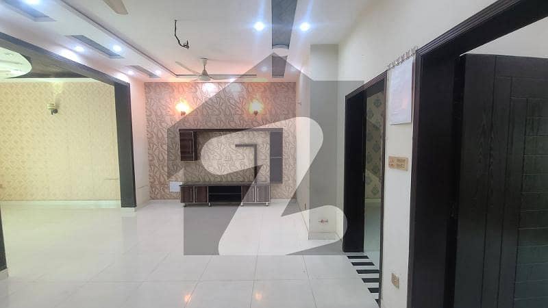 5 Marla Upper Portion For Rent Available