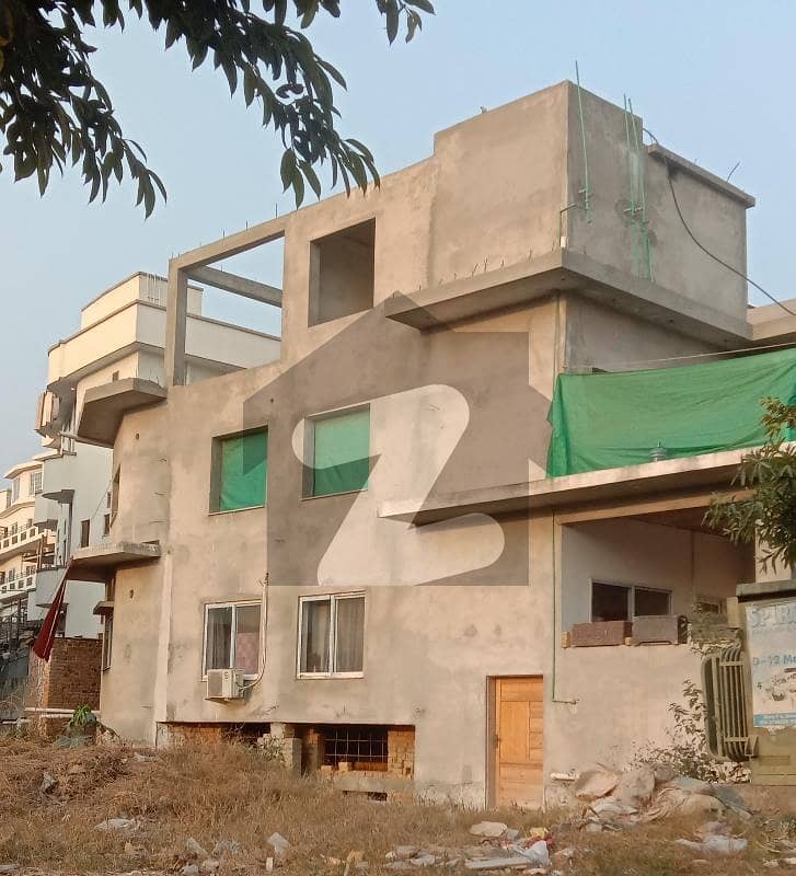 ای ۔ 11/3 ای ۔ 11,اسلام آباد میں 7 کمروں کا 10 مرلہ مکان 6.5 کروڑ میں برائے فروخت۔
