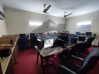1 Kanal Furnished Office Available For Rent