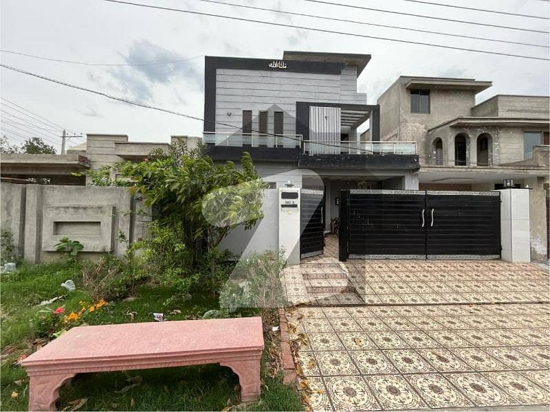 Affordable Good Location House Available For sale In Central Park - Block B