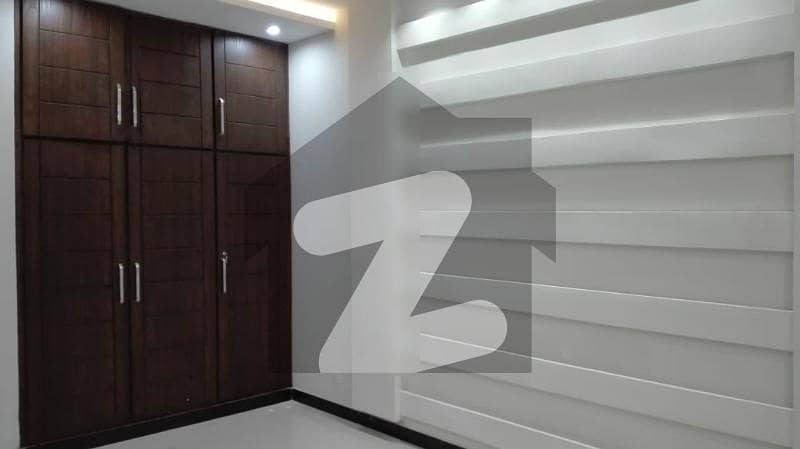 10 Marla Upper Portion For rent Available In E-16