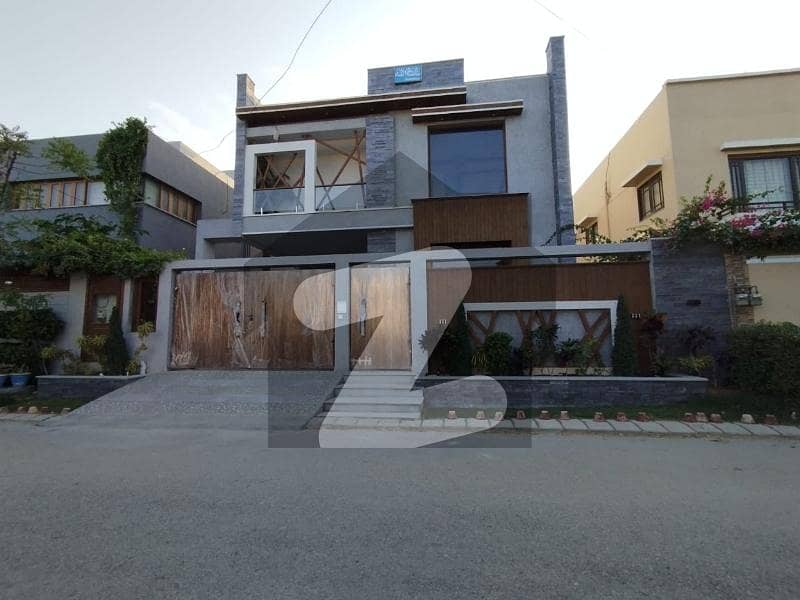 Prime Location House For sale In DHA Phase 8
