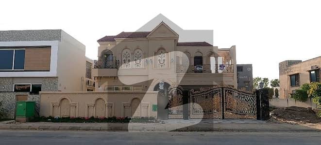 Avail Yourself A Great 1 Kanal House In Bahria Town