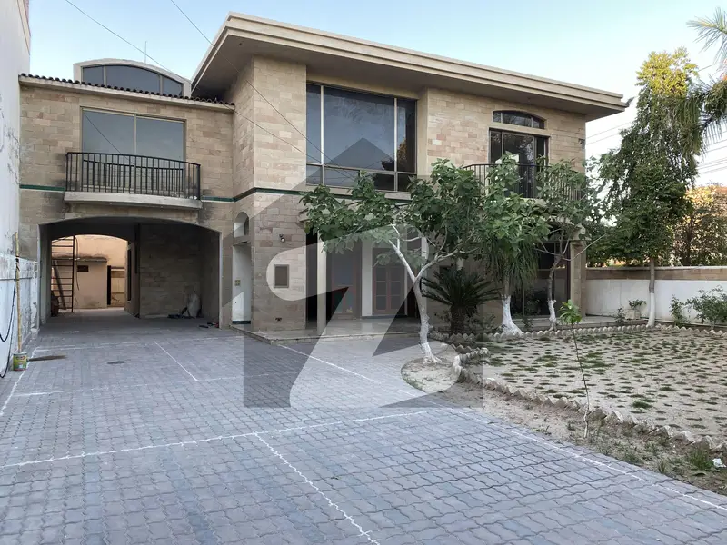 1 Kanal Corner House For Sale In Hayatabad