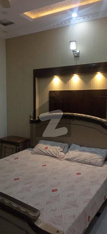 جوہر ٹاؤن لاہور میں 5 کمروں کا 5 مرلہ مکان 3.1 کروڑ میں برائے فروخت۔