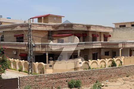 لالہ زار راولپنڈی میں 8 کمروں کا 18 مرلہ مکان 7.75 کروڑ میں برائے فروخت۔