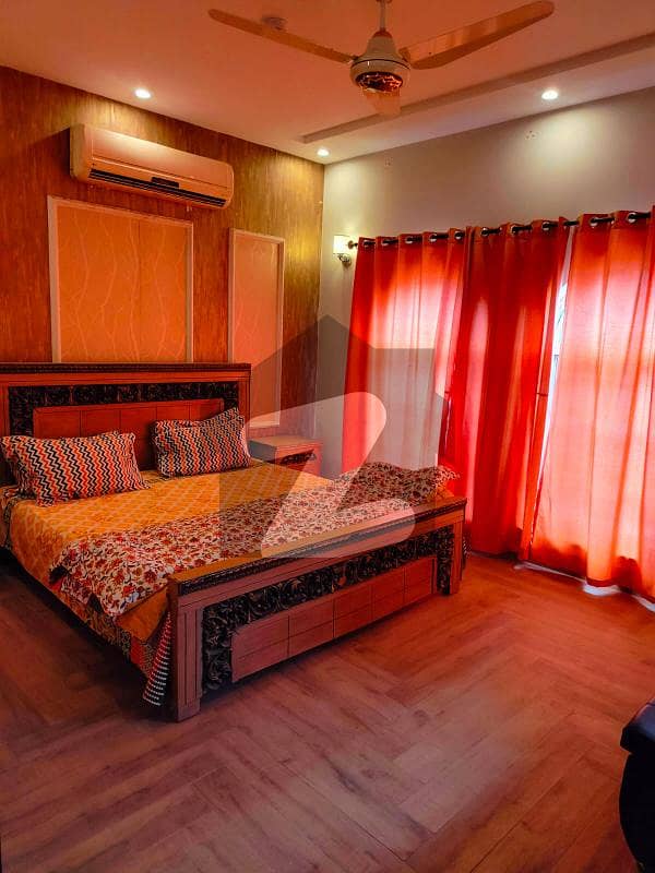 ڈی ایچ اے فیز 5 ڈیفنس (ڈی ایچ اے),لاہور میں 5 کمروں کا 1 کنال مکان 4.5 لاکھ میں کرایہ پر دستیاب ہے۔