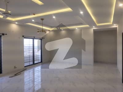 3 Bed Luxury Apartment For Rent
