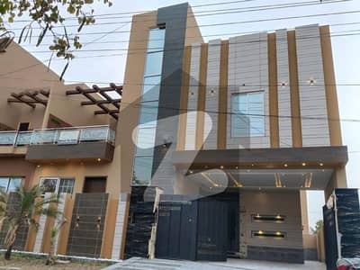 10 Marla house available for sale in UET
