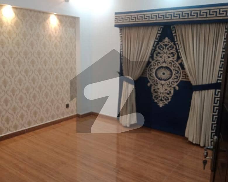 پیراگون سٹی ۔ وُوڈز بلاک پیراگون سٹی,لاہور میں 3 کمروں کا 5 مرلہ مکان 1.8 کروڑ میں برائے فروخت۔
