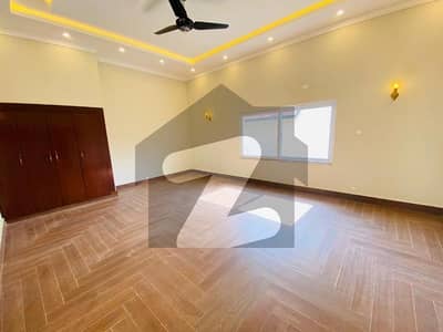 f6 House for rent