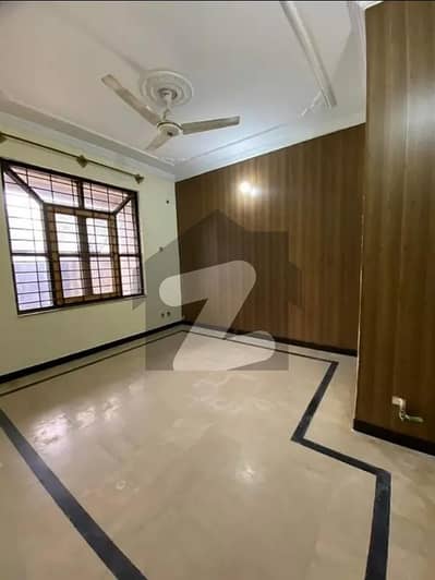 10 Marlas Ground Floor Property in Prime Location Near Market and Park Facing G-13