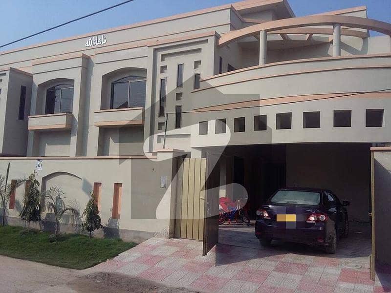 12 Marla House Available For Sale In Safari Town Multan