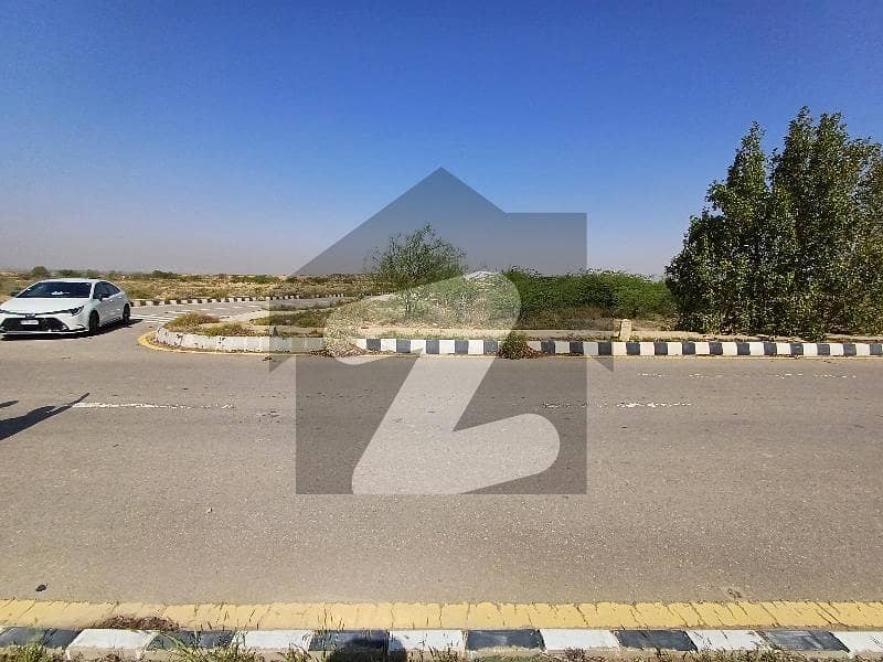 Sector 7C 1000 Sq Yd With Extra Land Corner For Sale