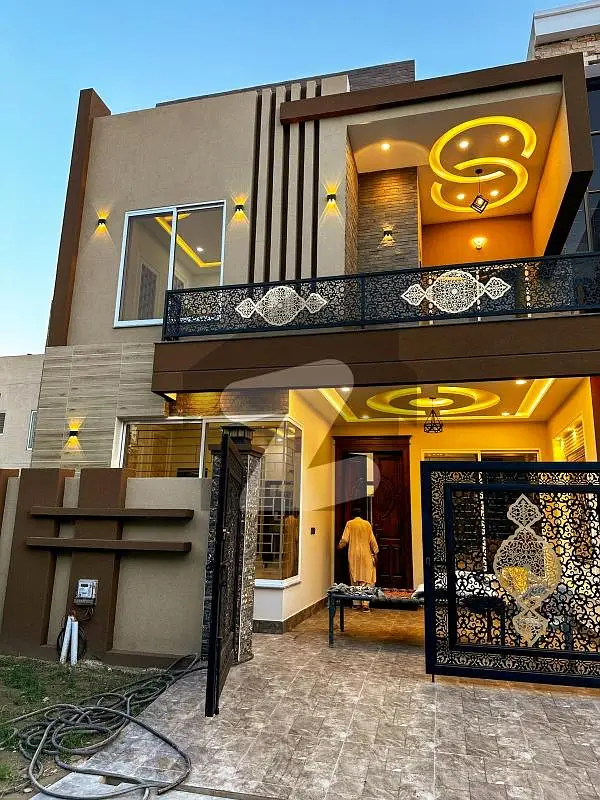 5 Marla Brand New Beautiful Luxury Double Storey House Available For Sale In Royal Orchard Multan