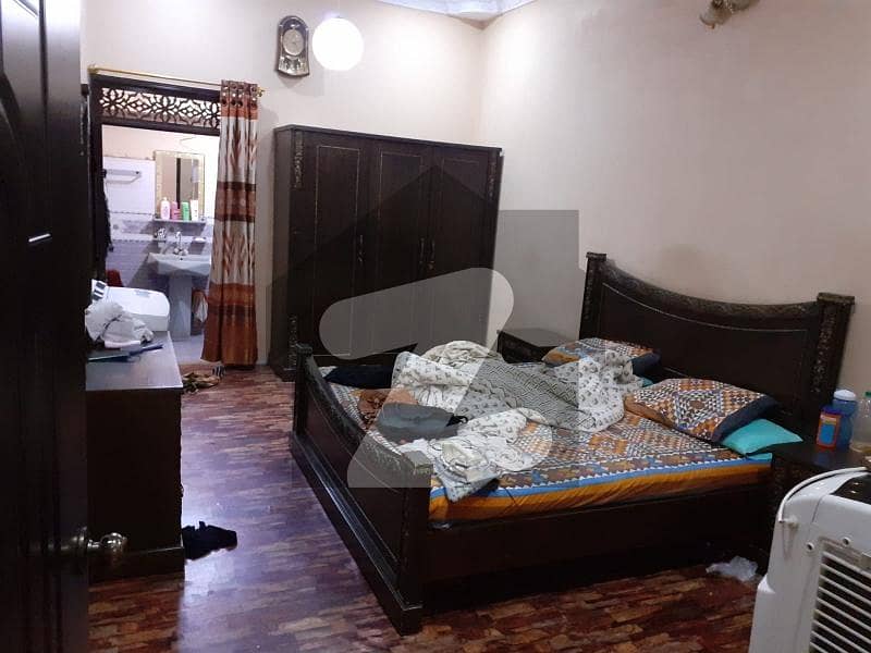 سُرجانی ٹاؤن - سیکٹر 7بی سُرجانی ٹاؤن,گداپ ٹاؤن,کراچی میں 4 کمروں کا 10 مرلہ مکان 1.3 کروڑ میں برائے فروخت۔