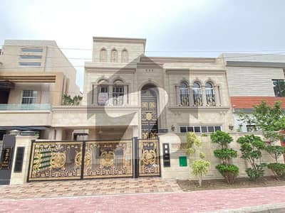10 Marla Luxury House For Rent Bahria Town Lahore