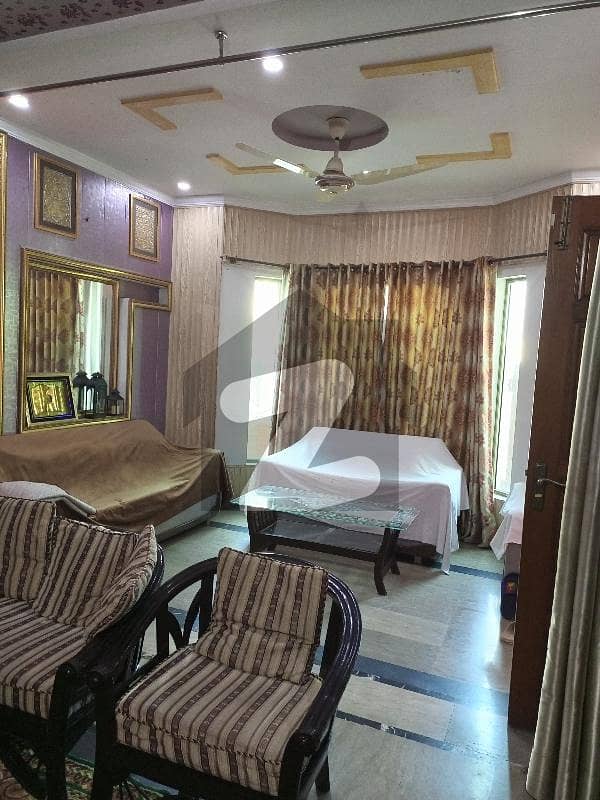 بحریہ نشیمن ۔ سن فلاور بحریہ نشیمن,لاہور میں 3 کمروں کا 5 مرلہ مکان 46.0 ہزار میں کرایہ پر دستیاب ہے۔