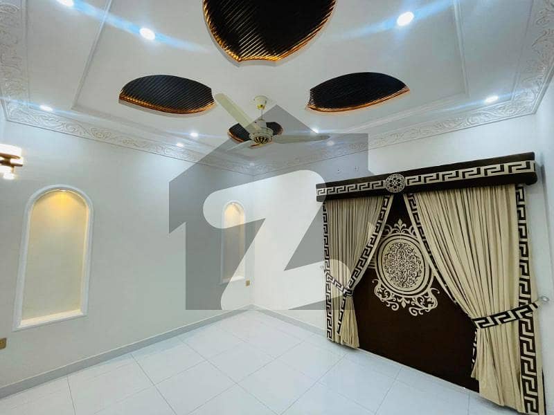 بحریہ آرچرڈ لاہور میں 3 کمروں کا 5 مرلہ مکان 1.52 کروڑ میں برائے فروخت۔