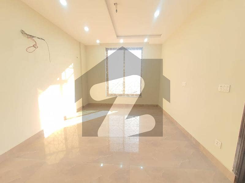 1 Bedroom Apartment for sale Near Imtiaz Mall Bahria Town Lahore