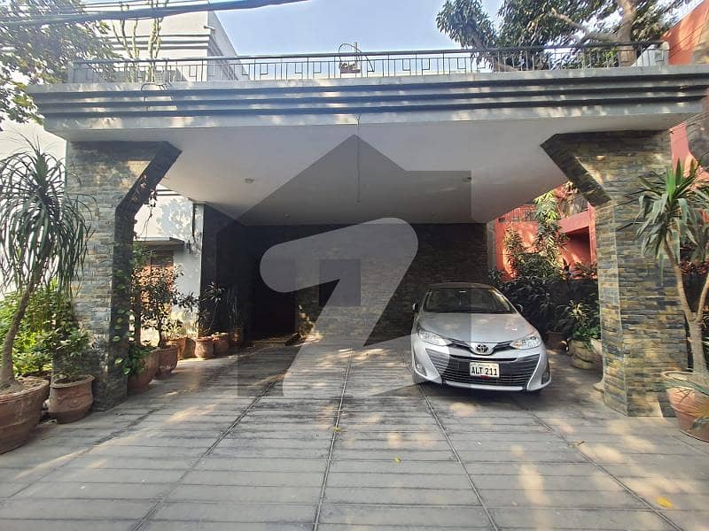 18 Marla Double Story House In Zaman Park Lahore