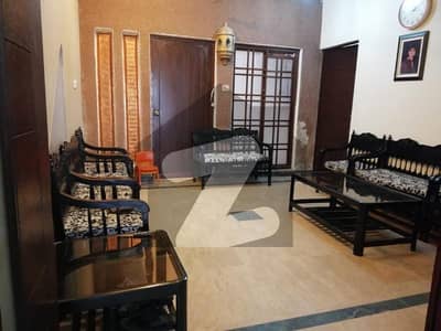 FLAT FOR RENT STUDENTS/BACHOLERS/SILENT OFFICE IN MILITARY ACCOUNTS SOCIETY CLG ROAD LAHORE