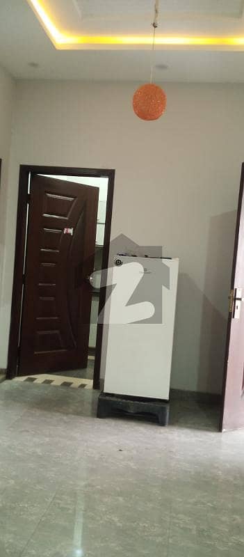 جوہر ٹاؤن فیز 2 جوہر ٹاؤن,لاہور میں 2 کمروں کا 5 مرلہ بالائی پورشن 65.0 ہزار میں کرایہ پر دستیاب ہے۔
