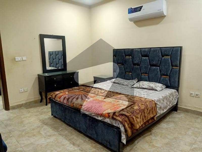 10 marla brand new luxury furnished house available in bahria town lahore