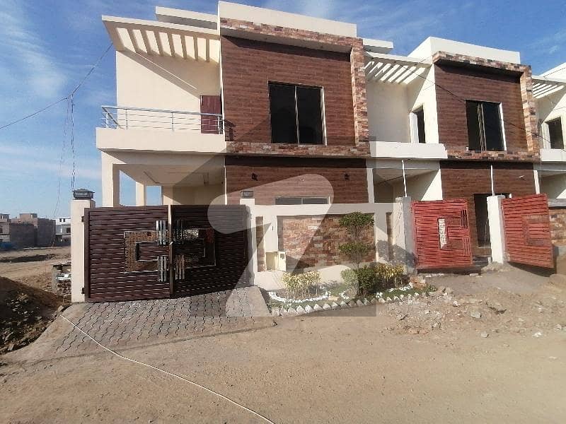 Prime Location DHA Defence 5 Marla House Up For sale