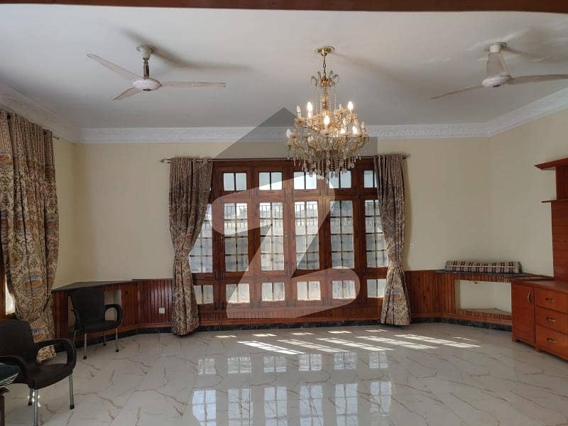 Exquisite 3 Bedroom Upper Portion For Rent In F-10 Islamabad VIP Location!