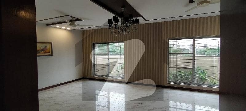 2 Kanal Beautiful Upper Lock Lower Portion Available For Rent In DHA Phase 3 Hot Location