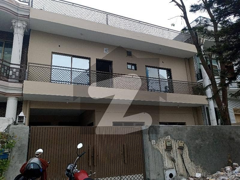 *G,9/4_ 7 MARLA UPPER PORTIONS FOR RENT 2 BED ATTACHED BATH DD NAYER TO PARK MOSQUE MARKET 82000*