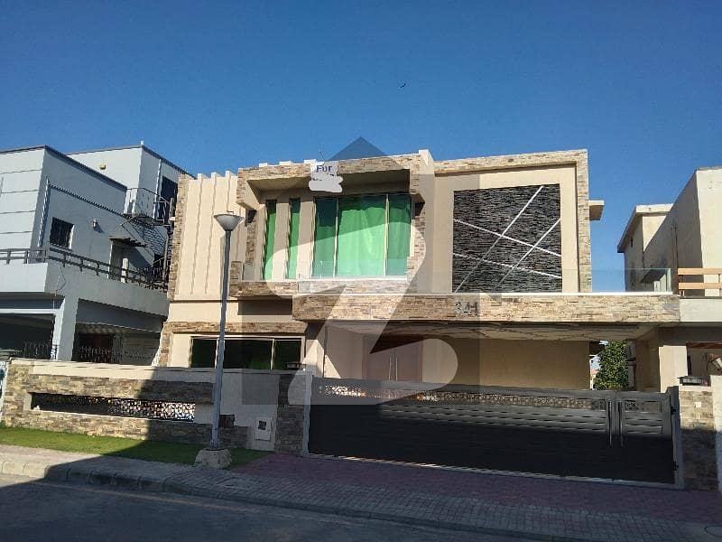 بحریہ ٹاؤن فیز 4 بحریہ ٹاؤن راولپنڈی,راولپنڈی میں 7 کمروں کا 1 کنال مکان 11.5 کروڑ میں برائے فروخت۔