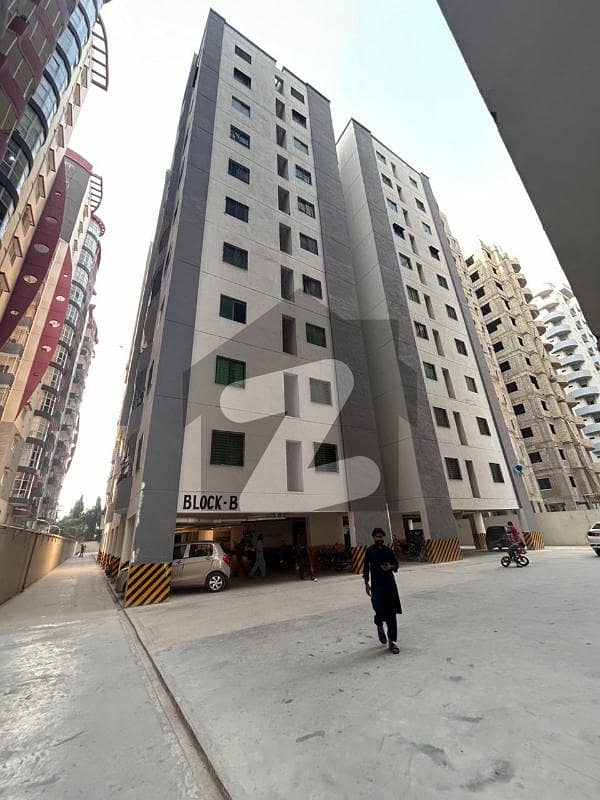 2 bed lounge flat for Rent in daniyal tower