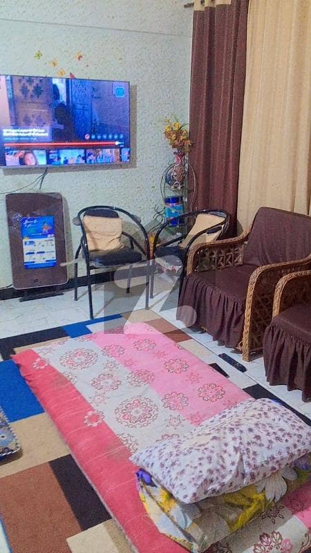 750 Square Feet Flat For Sale Available In Gulistan-E-Jauhar
