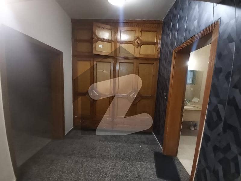10 Marla Upper Portion For Rent Prime Location Iqbal Town Lahore