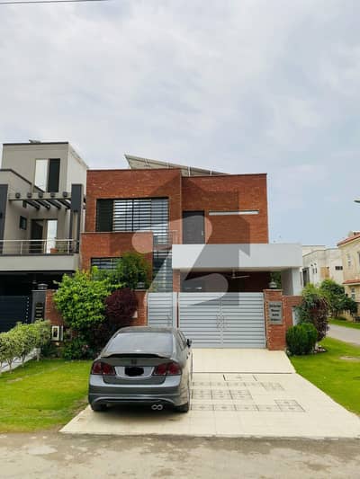 8.5 Marla Corner House for sale in Paragon City With Electricity And Gas