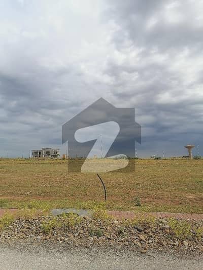 Beautiful Location 
5 Marla Residential Plot In Stunning Bahria Town Phase 8 - Bahria Orchard Is Available For sale