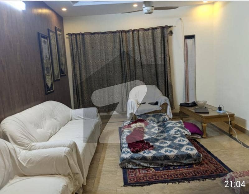 پی آئی اے ہاؤسنگ سکیم ۔ بلاک اے پی آئی اے ہاؤسنگ سکیم,لاہور میں 4 کمروں کا 10 مرلہ مکان 3.25 کروڑ میں برائے فروخت۔