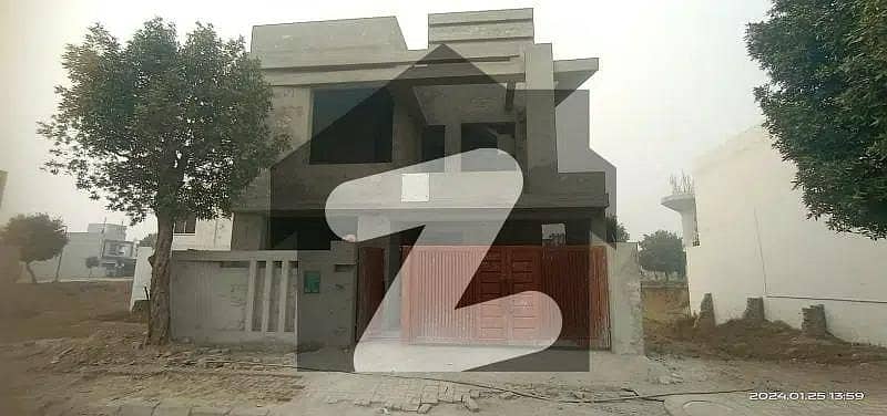 8 MARLA GREYSTRUCTURE HOUSE FOR SALE IN VERY REASONABLE PRICE