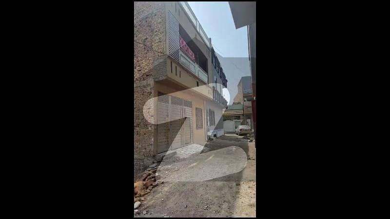 درمنگی ورسک روڈ,پشاور میں 6 کمروں کا 4 مرلہ مکان 1.3 کروڑ میں برائے فروخت۔