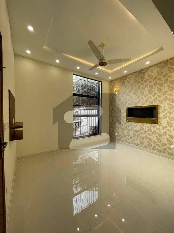 جزاک سٹی ملتان روڈ,لاہور میں 3 کمروں کا 5 مرلہ مکان 1.6 کروڑ میں برائے فروخت۔